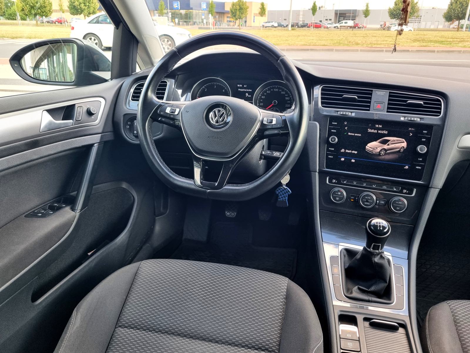 VW Golf 7 Variant 1,6 TDI reg.04/27 -2seta točkova NAV SHZ MFV, fotografija 13