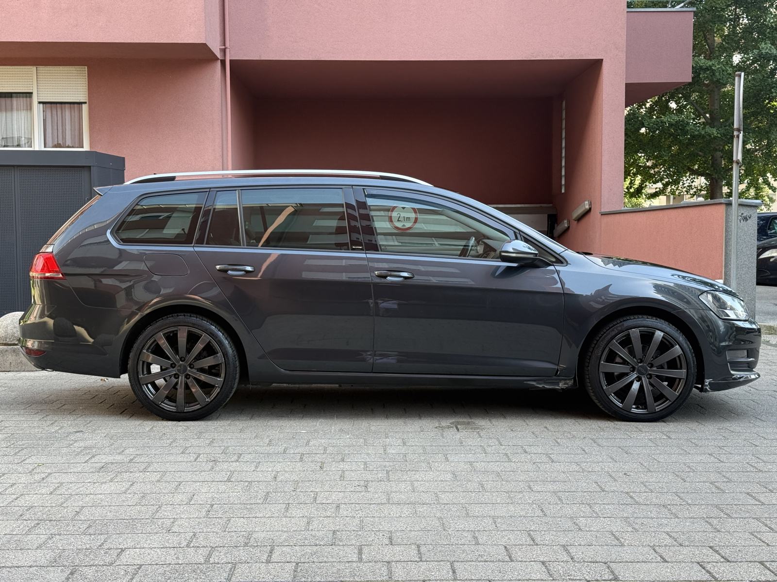 VW Golf 7 Variant 1,6 TDI DSG / ALLSTAR / SAMO 168tkm / NAVI / PDC, fotografija 7