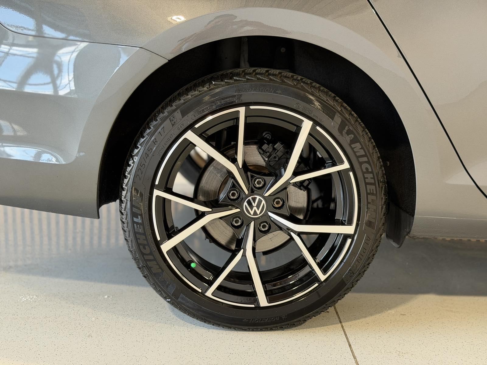 VW Golf 7.5 Variant 1,6 TDI JOIN *NAVI - ACC -CARPLAY - 12 MJ JAMSTVO*, fotografija 11