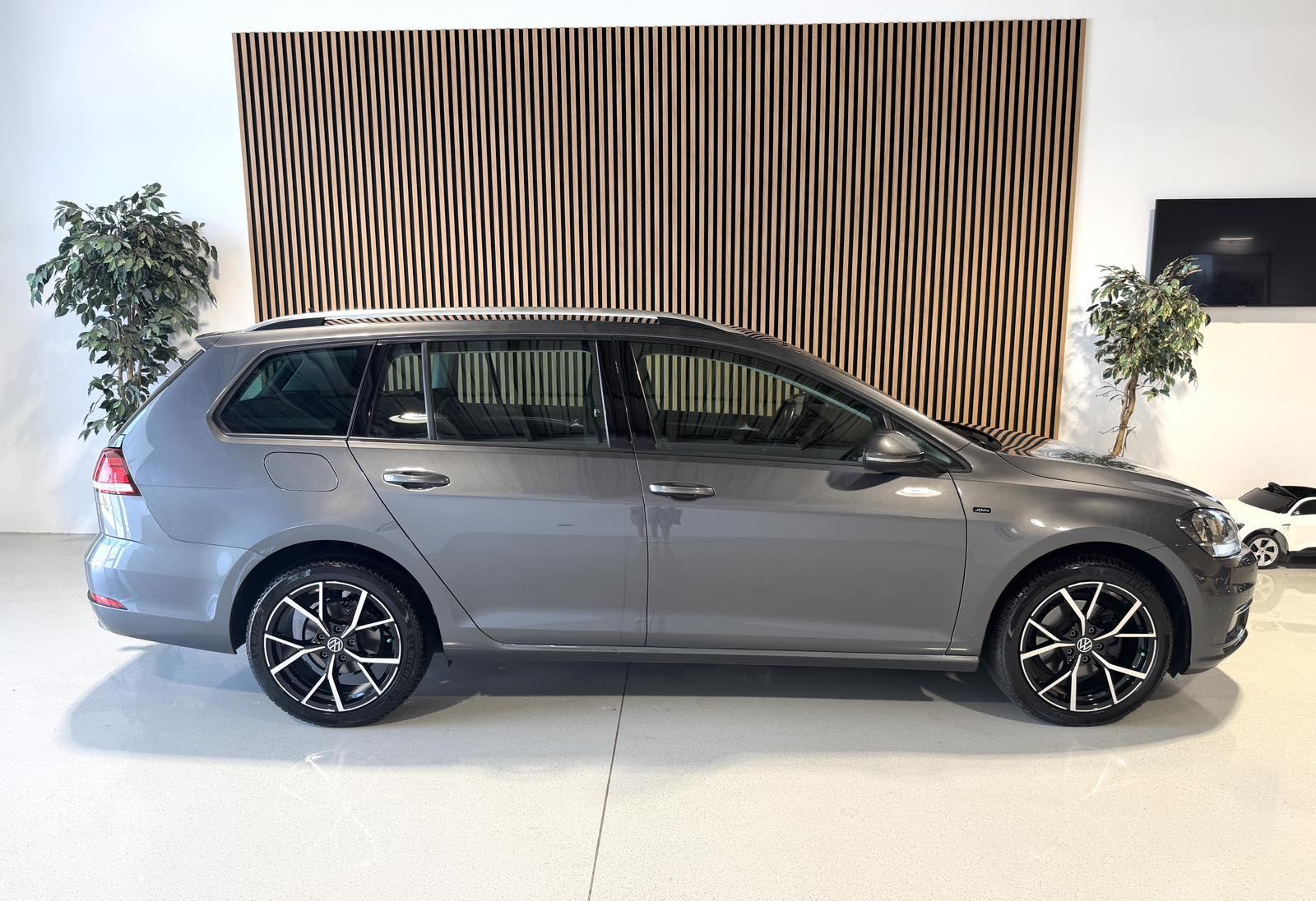 VW Golf 7.5 Variant 1,6 TDI JOIN *NAVI - ACC -CARPLAY - 12 MJ JAMSTVO*, fotografija 10