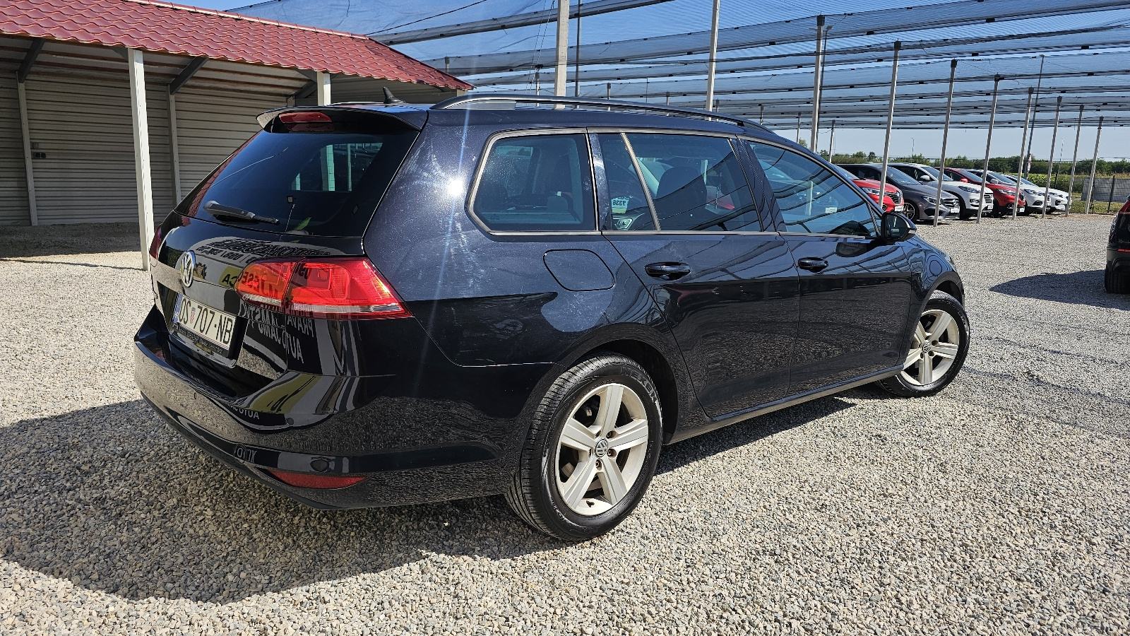VW Golf 7 Variant 1,6 TDI KLIMA,NAVIGACIJA GR.SJ,PDC,ALU,REG.7/2024, fotografija 2