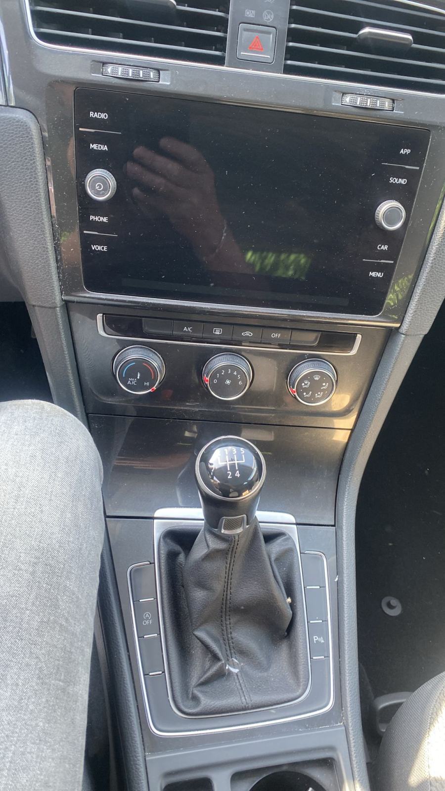 VW Golf 7 Variant 1,6 TDI *SERVISNA *JAMSTVO 12 MJ *KARTICE 36 RATA*, fotografija 4