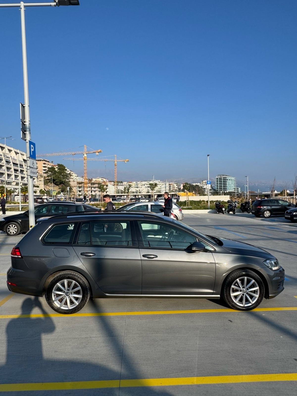 VW Golf 7 Variant 1,6 TDI, fotografija 3