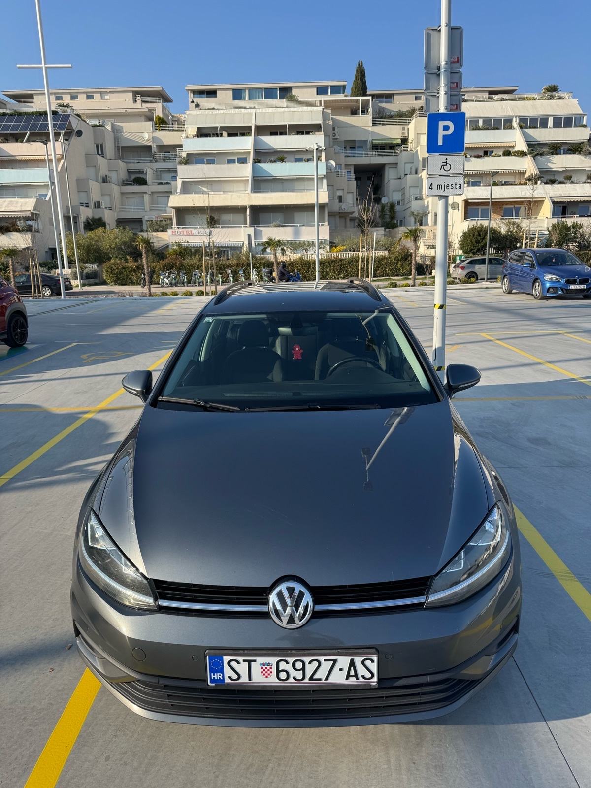 VW Golf 7 Variant 1,6 TDI, fotografija 2
