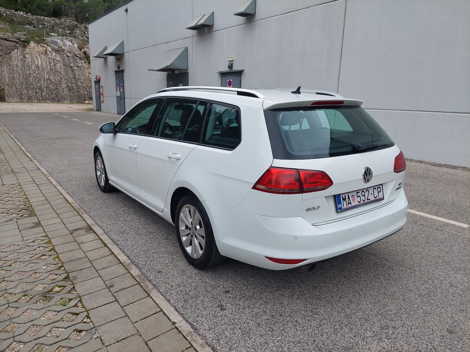 VW Golf 7 Variant 1,6 TDI, fotografija 8