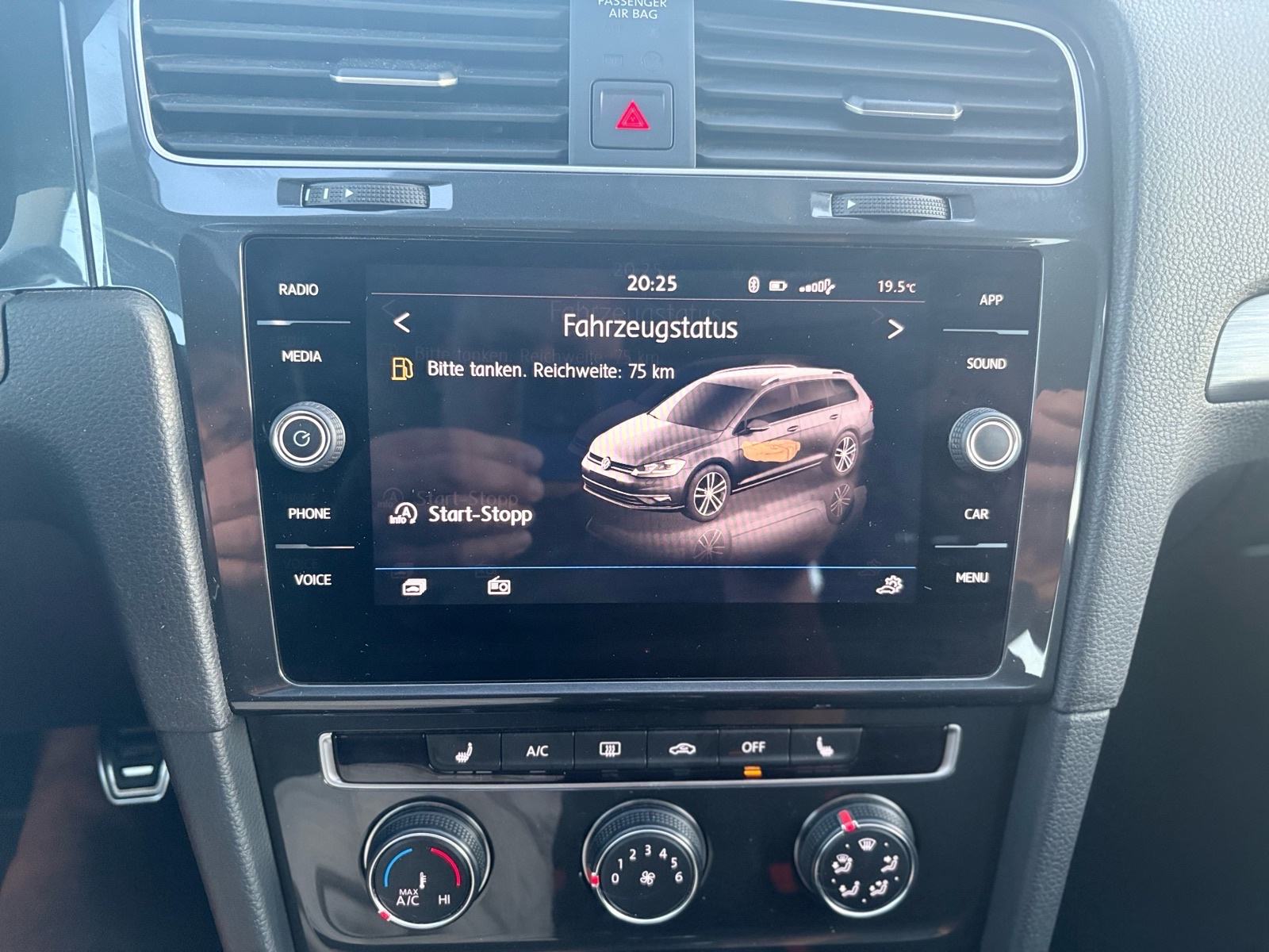 VW Golf 7.5 Variant 1,6 TDI 2020 god., fotografija 7