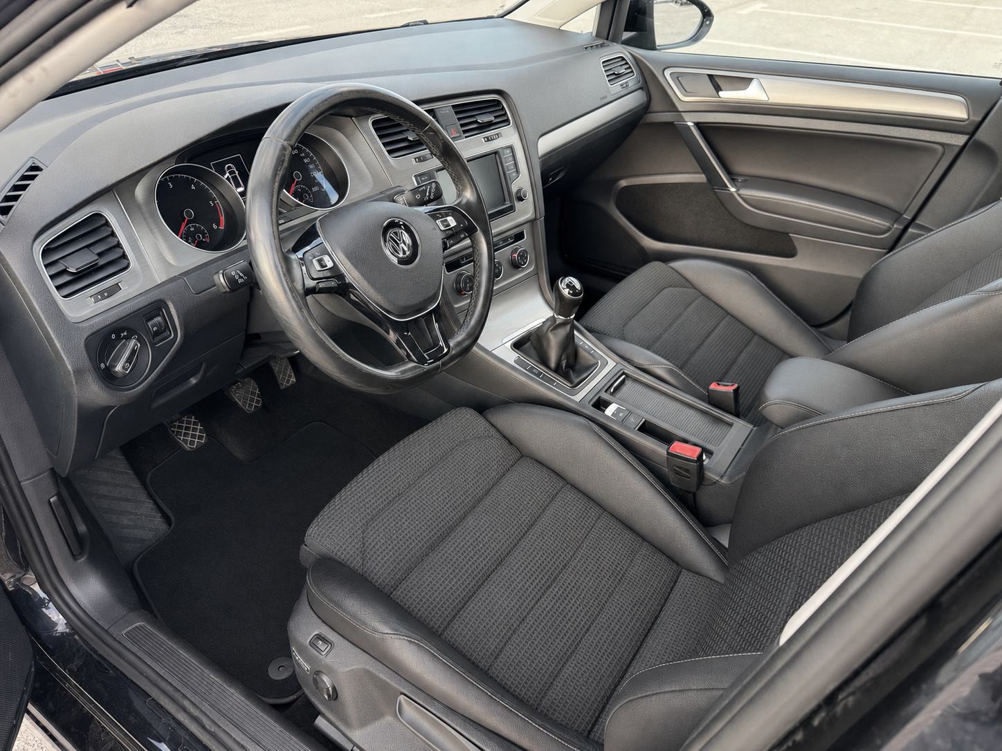 VW Golf 7 Variant 1,6 TDI, fotografija 5