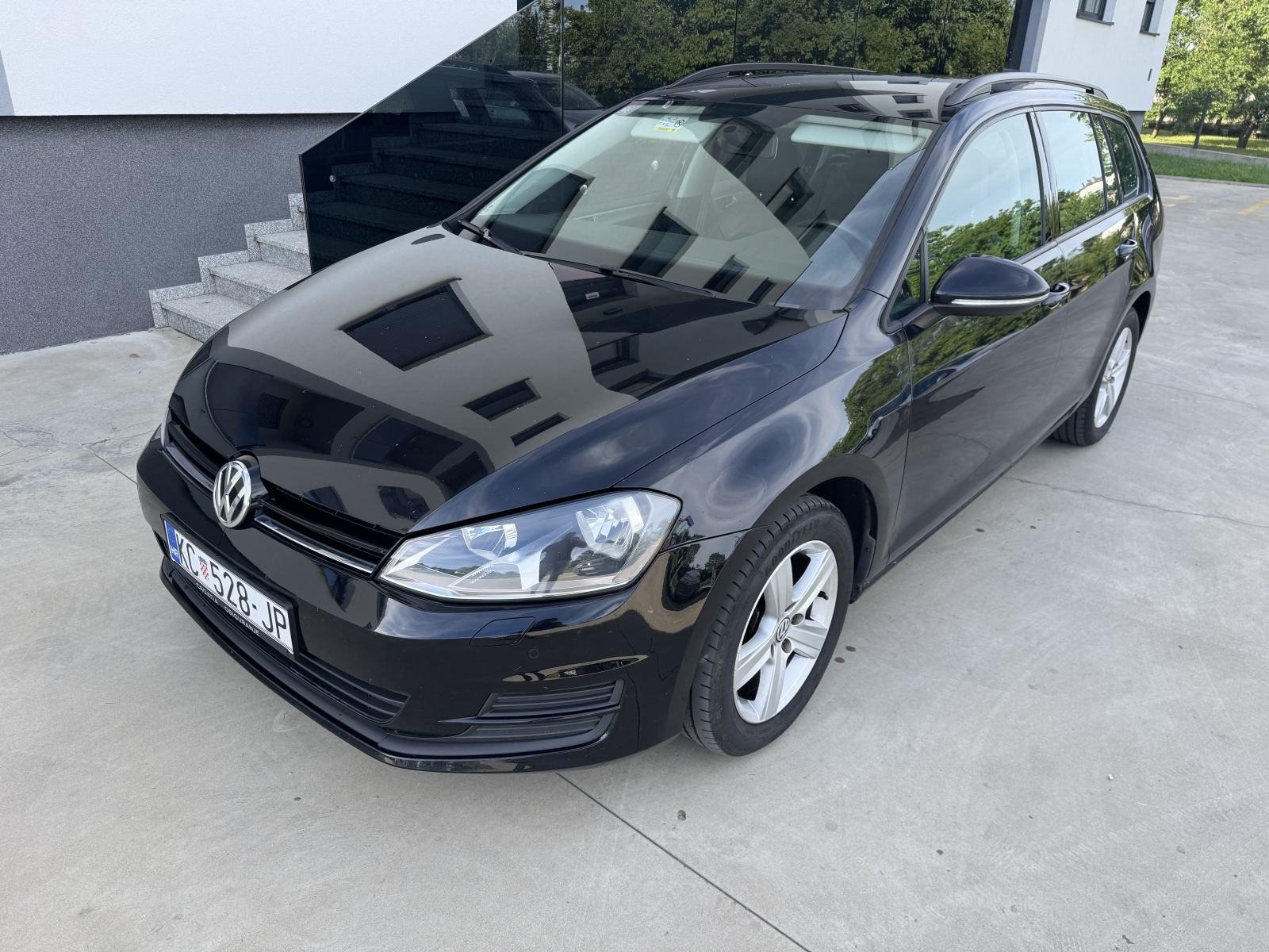 VW Golf 7 Variant 1,6 TDI, fotografija 1