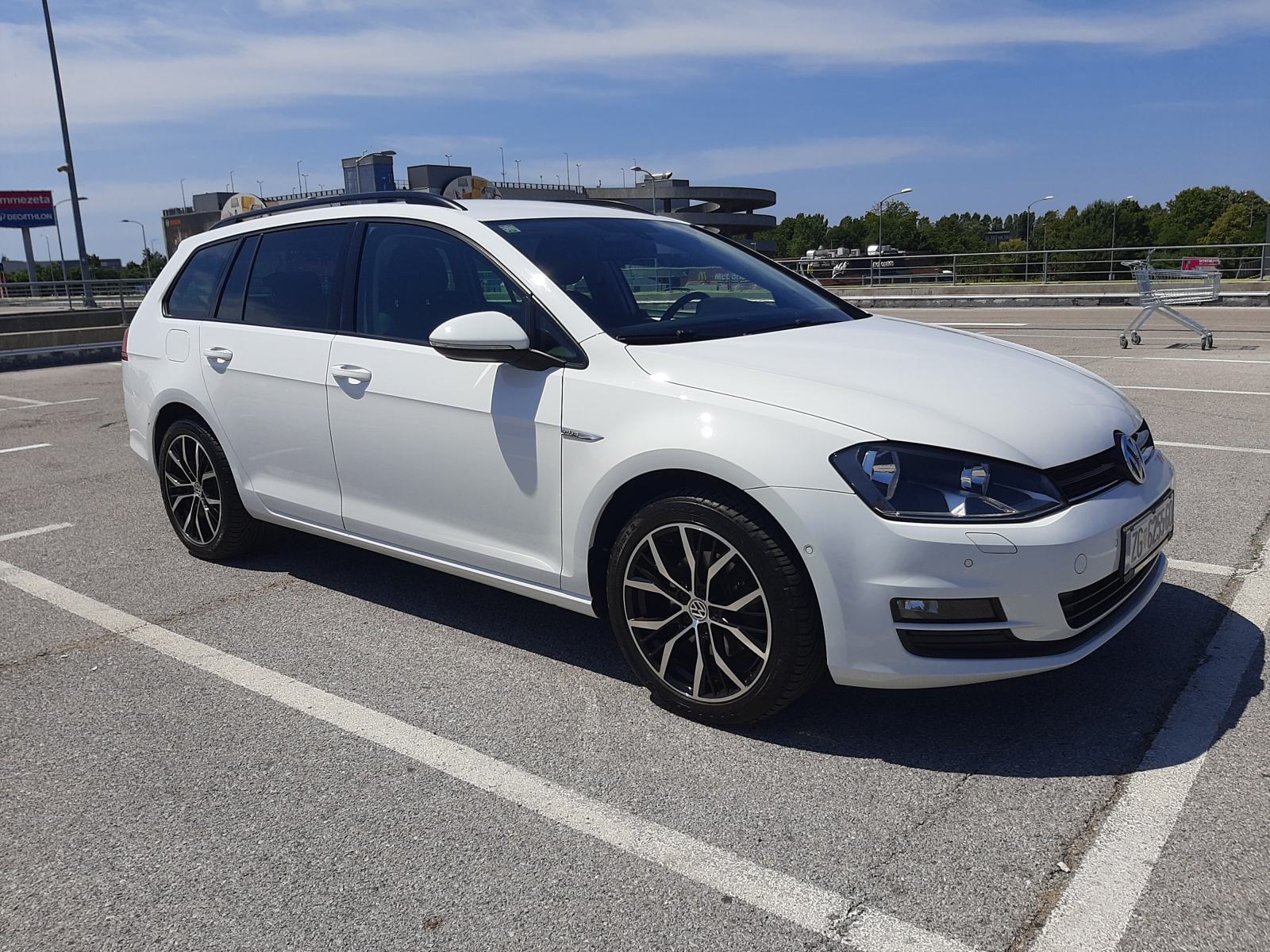 VW Golf 7 Variant 1,6 TDI CUP, fotografija 2