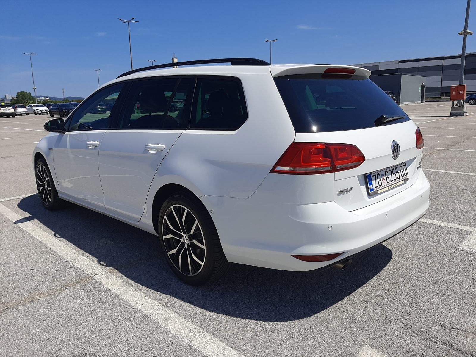 VW Golf 7 Variant 1,6 TDI CUP, fotografija 4