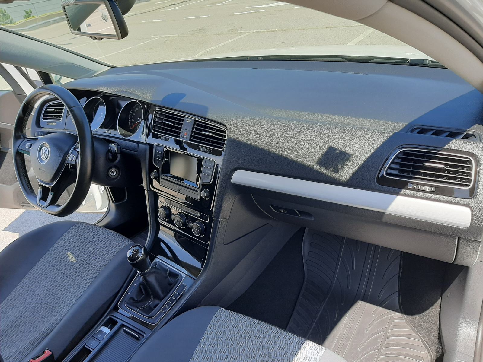 VW Golf 7 Variant 1,6 TDI CUP, fotografija 12