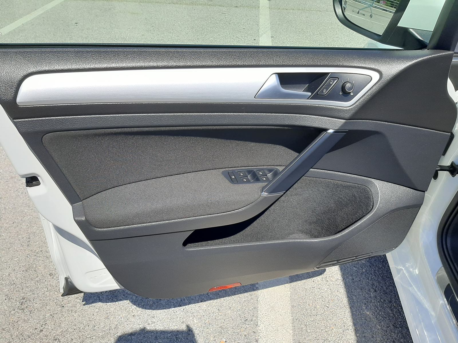 VW Golf 7 Variant 1,6 TDI CUP, fotografija 15