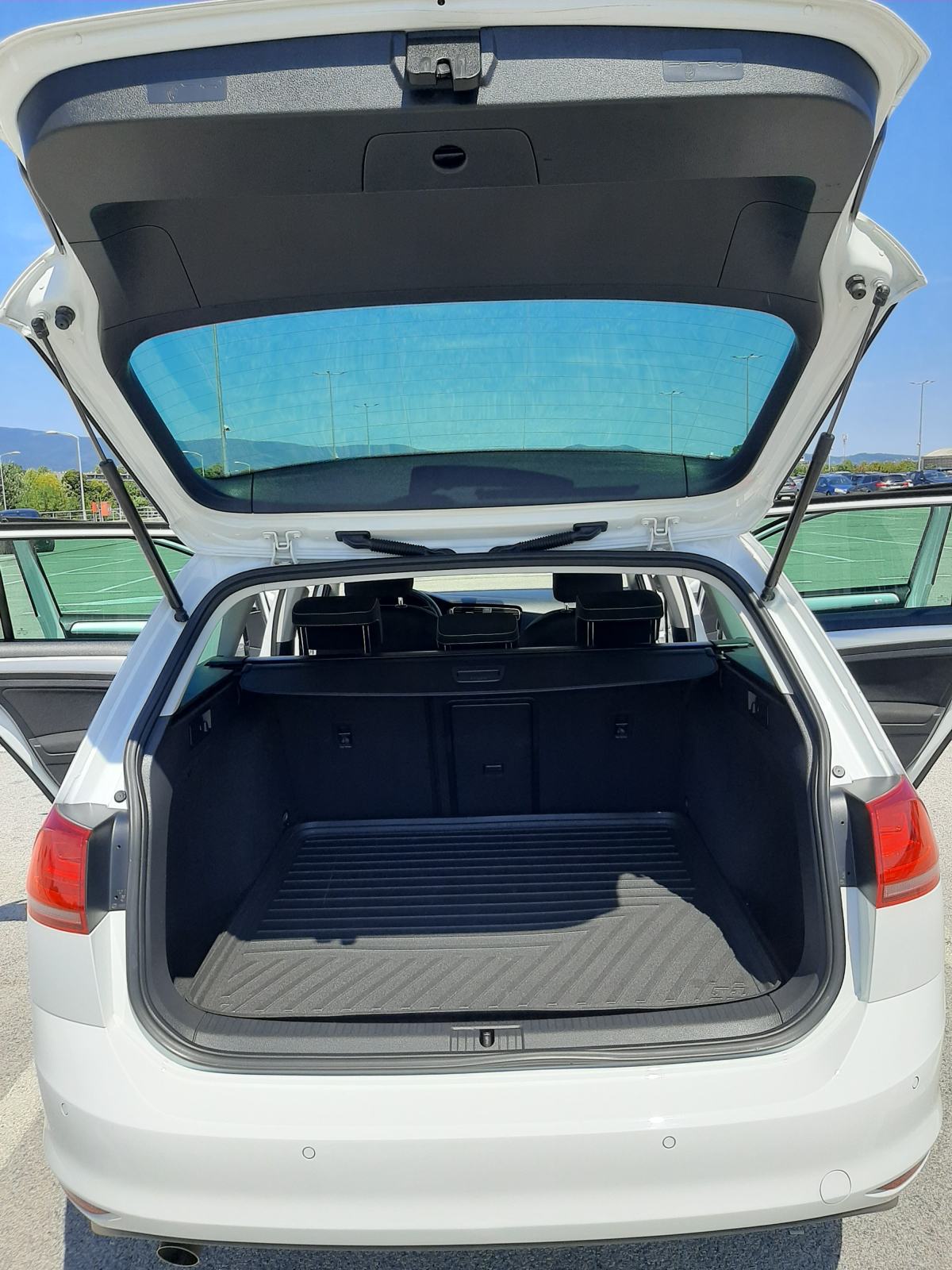 VW Golf 7 Variant 1,6 TDI CUP, fotografija 19
