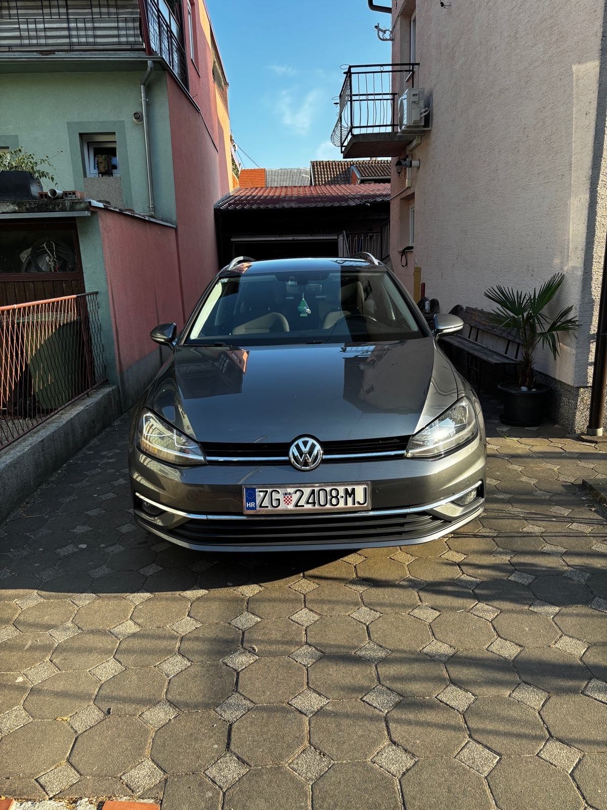 VW Golf 7 Variant 1,6 TDI, pogled izvana - slika 4