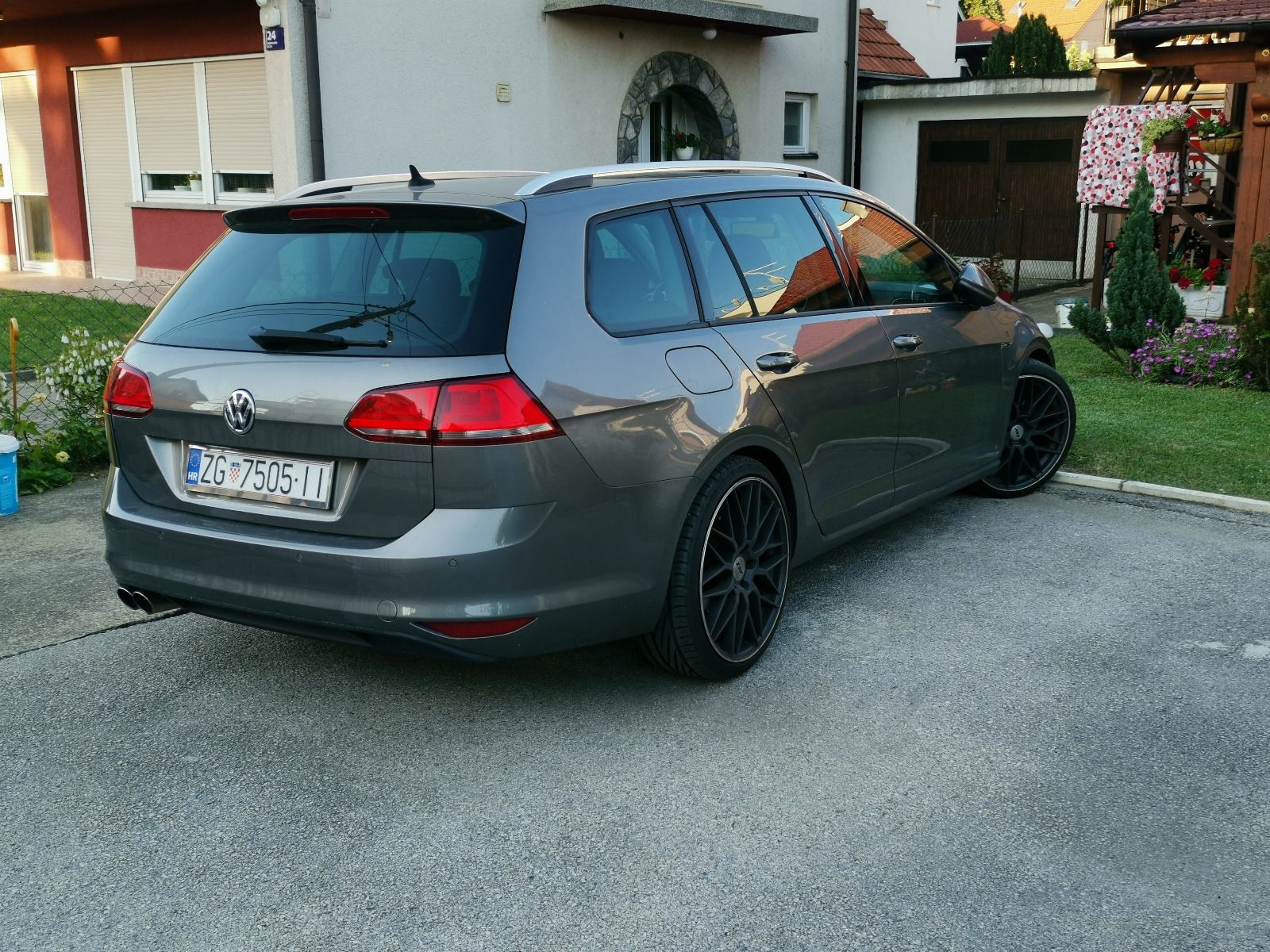 VW Golf 7 Variant 1,6 TDI, fotografija 2