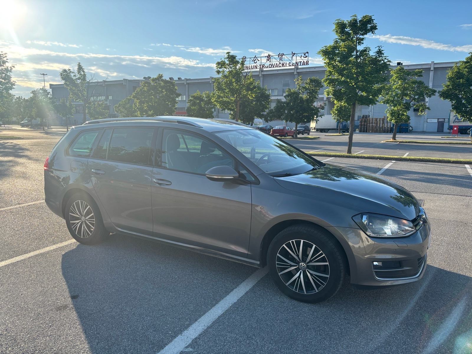 VW Golf 7 Variant 2,0 TDI BMT, fotografija 3