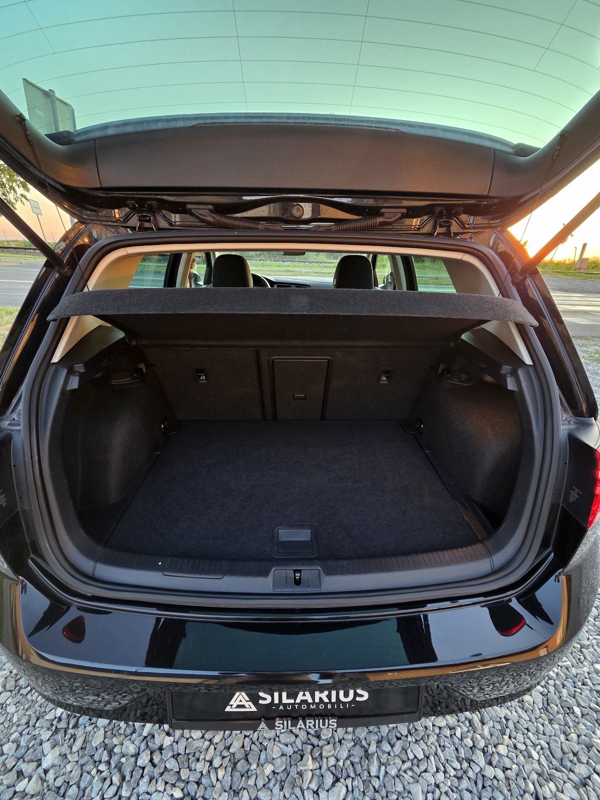 VW Golf 7.5 1.5 TSI-143TKM-JAMSTVO 12MJ-IQ.DRIVE,GRIJ.SJED,NAVI, fotografija 13
