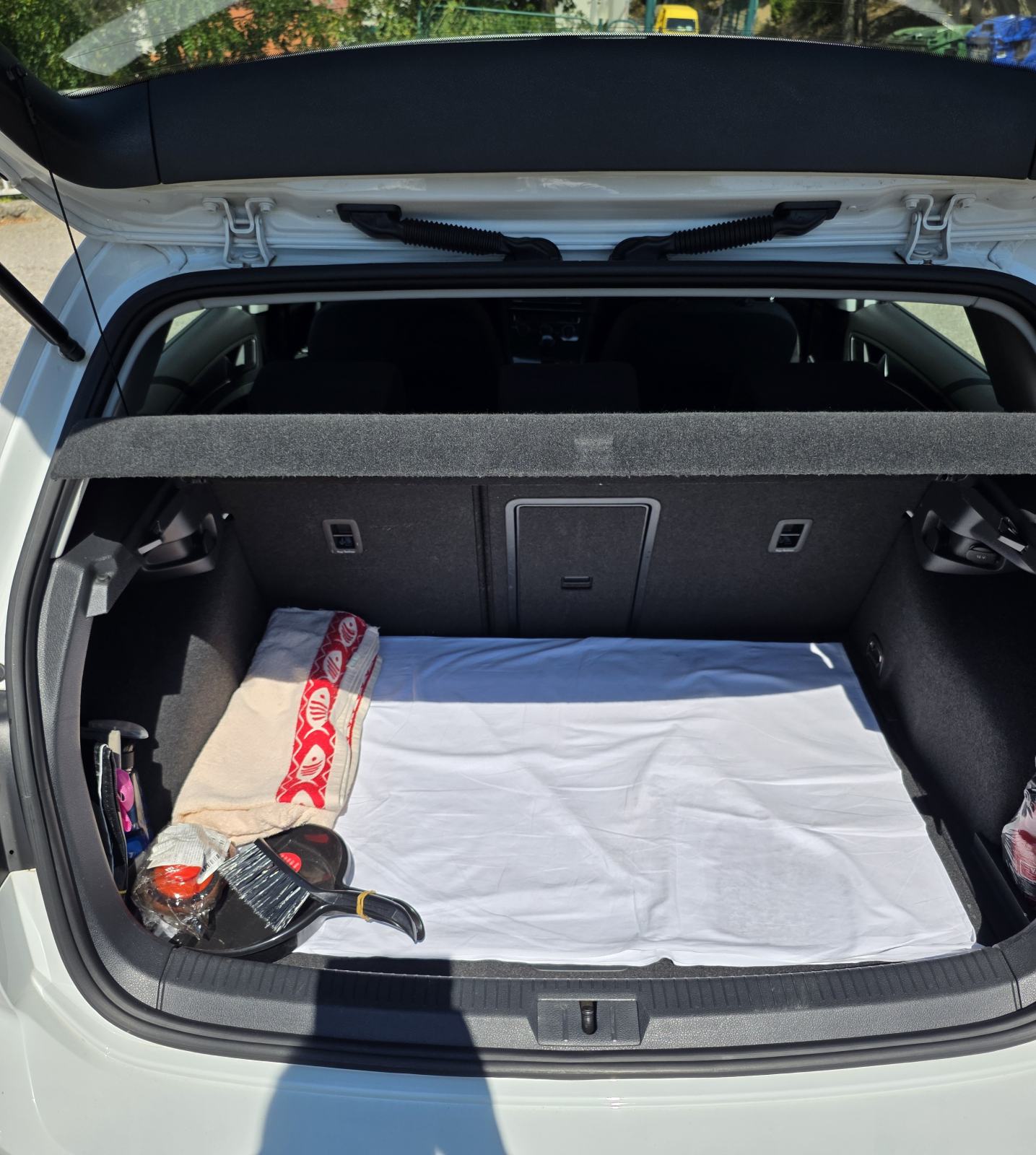 VW Golf 7.5 1,6 TDI Comfortline (1. vlasnik, 122.500km, reg 07/27), fotografija 16