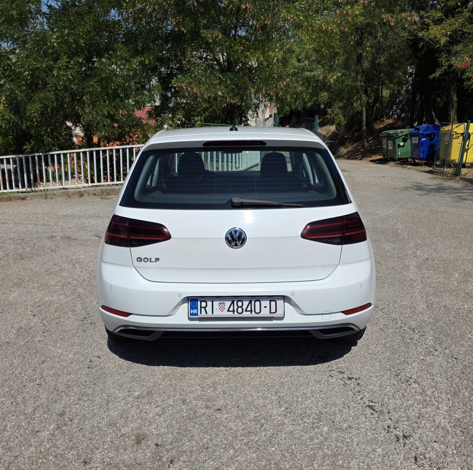 VW Golf 7.5 1,6 TDI Comfortline (1. vlasnik, 122.500km, reg 07/27), pogled izvana - slika 4