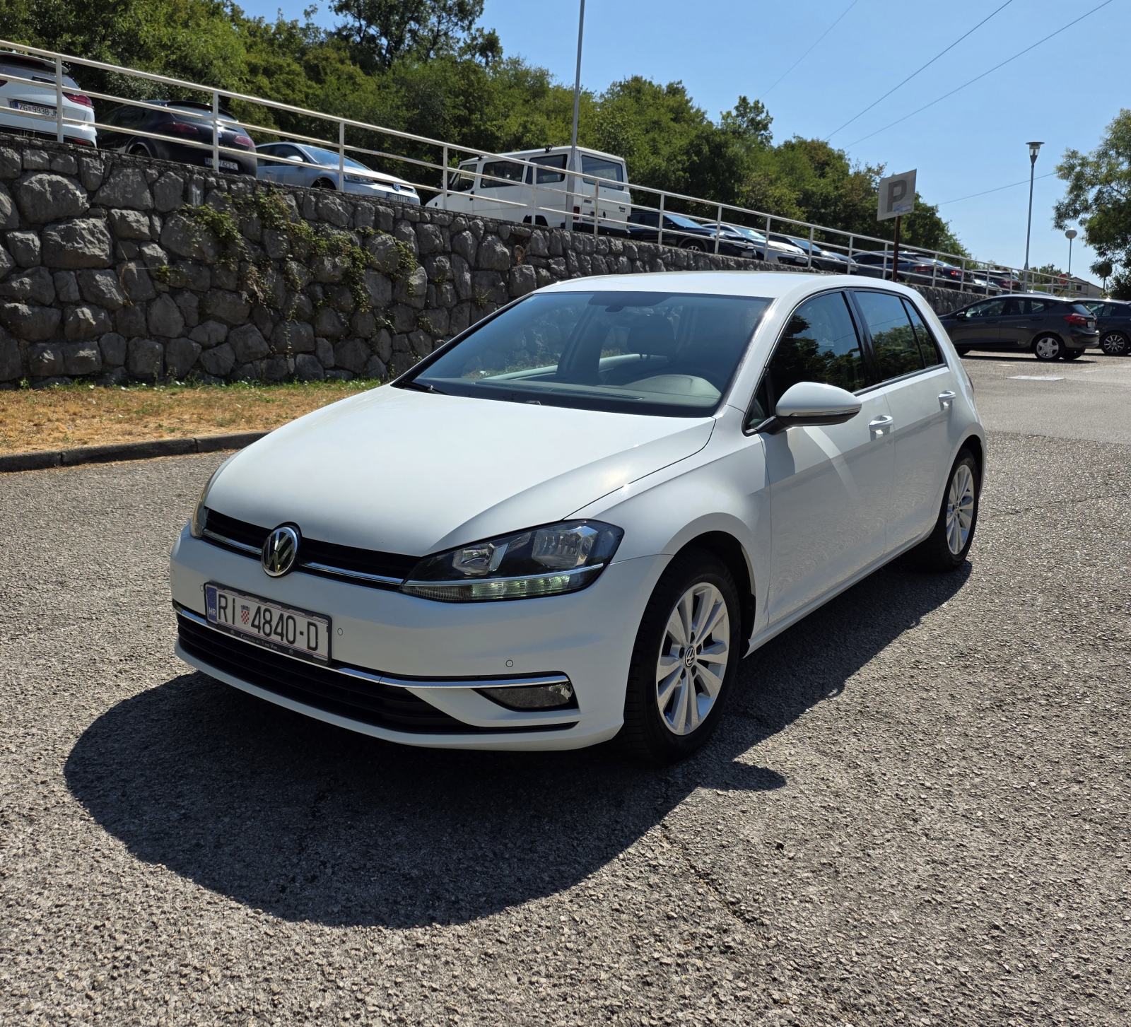 VW Golf 7.5 1,6 TDI Comfortline (1. vlasnik, 122.500km, reg 07/27), fotografija 7