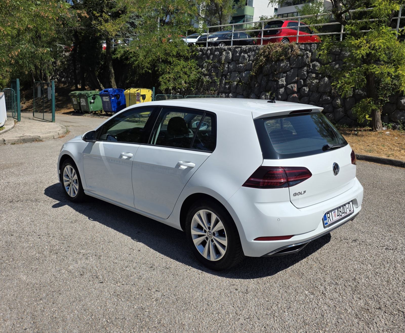 VW Golf 7.5 1,6 TDI Comfortline (1. vlasnik, 122.500km, reg 07/27), pogled izvana - slika 5