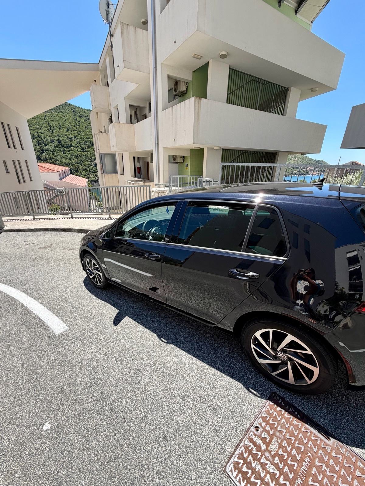VW Golf 7.5 1,6 TDI automatik PANORAMA, SOUND, fotografija 6