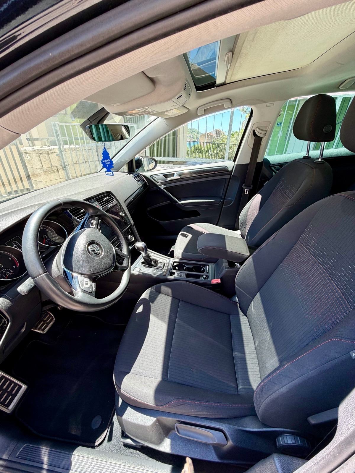 VW Golf 7.5 1,6 TDI automatik PANORAMA, SOUND, fotografija 12