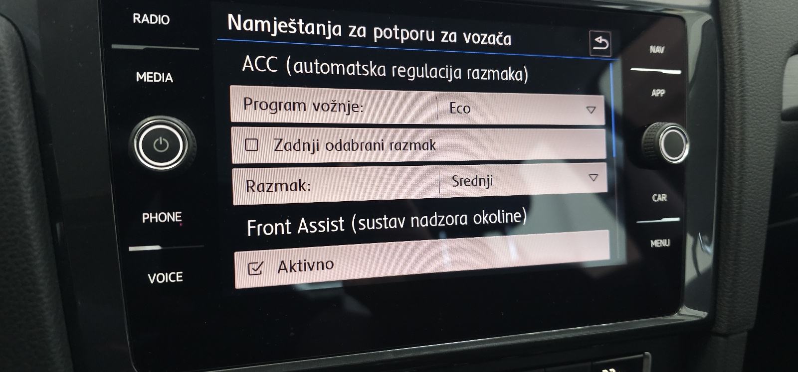 VW Golf 7,5 1,6 TDI COMFORTLINE,SAMO 104tkm, fotografija 18
