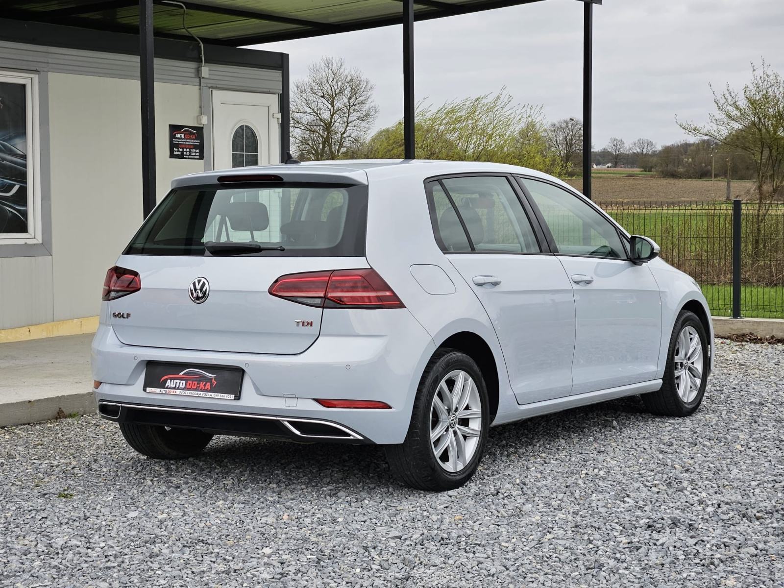 VW Golf 7.5 1,6 TDI FULL LED SVIJETLA, fotografija 6
