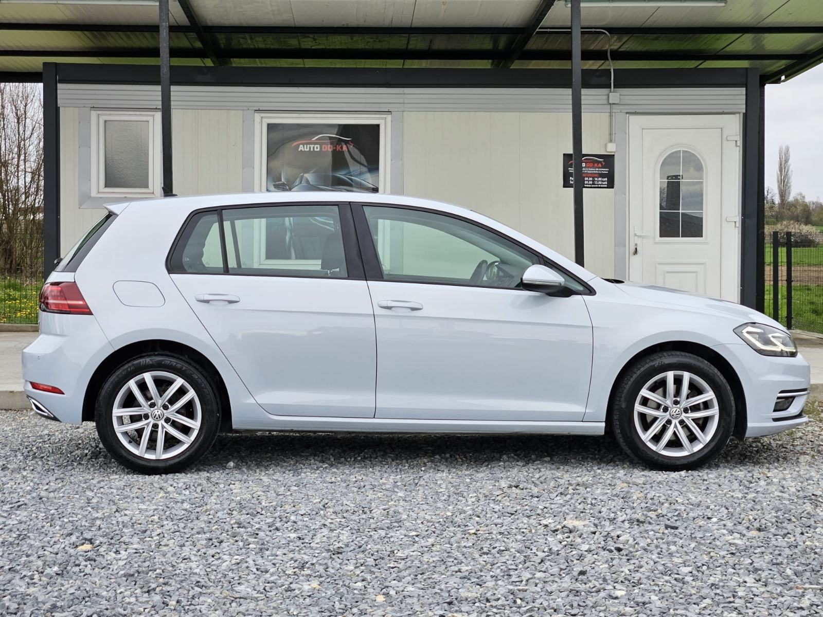 VW Golf 7.5 1,6 TDI FULL LED SVIJETLA, fotografija 8