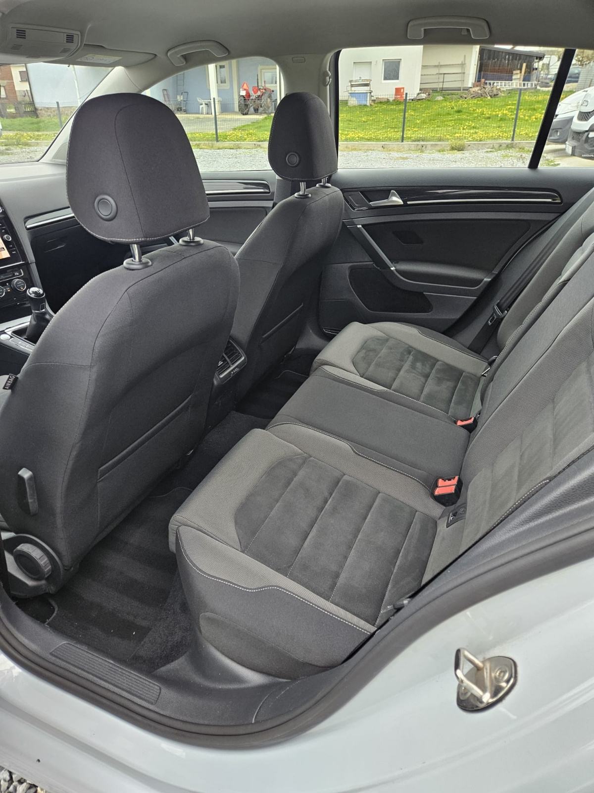 VW Golf 7.5 1,6 TDI FULL LED SVIJETLA, fotografija 13