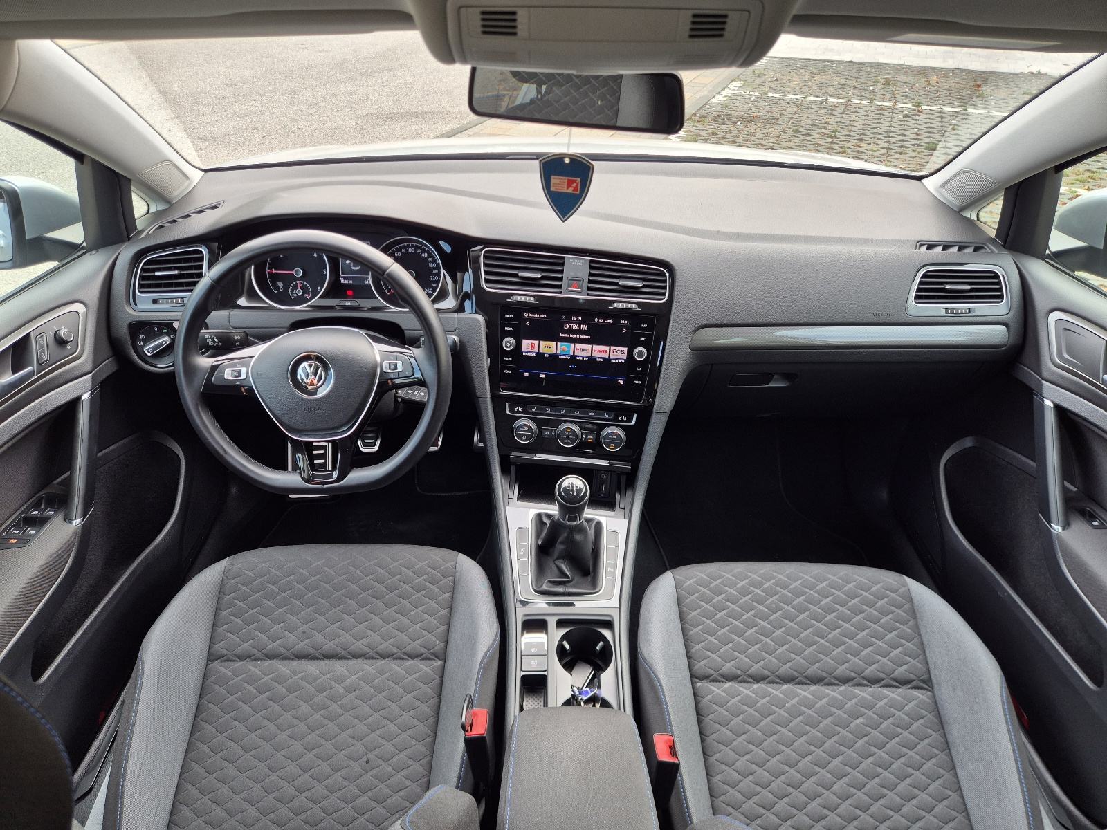 VW Golf 7.5 1,6 TDI JOIN oprema full led svijetla, fotografija 12