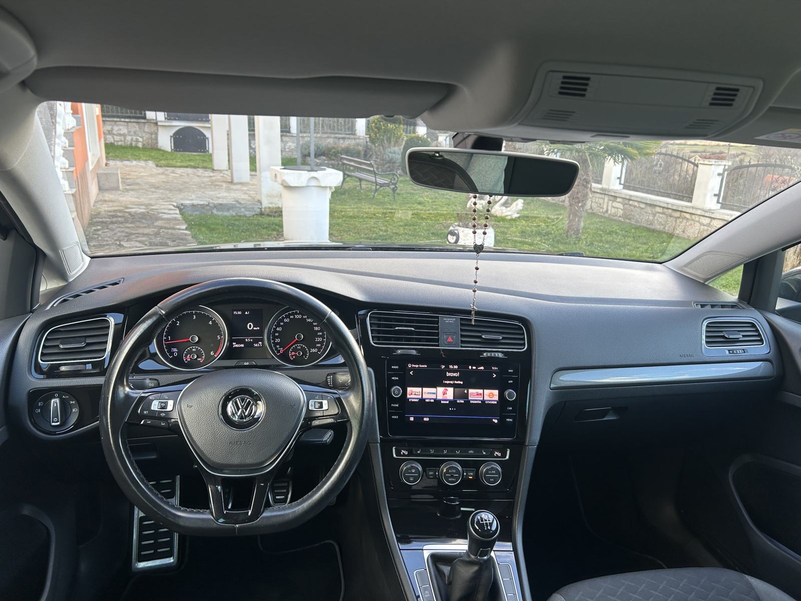 VW Golf 7.5 1,6 TDI,Matrix led svjetla,acc,radar.carplay,navigacija, fotografija 8