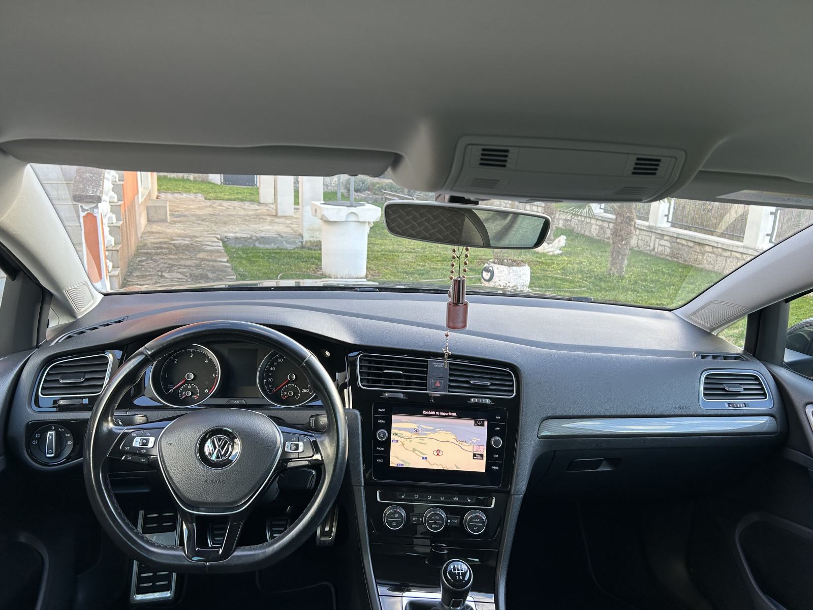 VW Golf 7.5 1,6 TDI,Matrix led svjetla,acc,radar.carplay,navigacija, fotografija 9