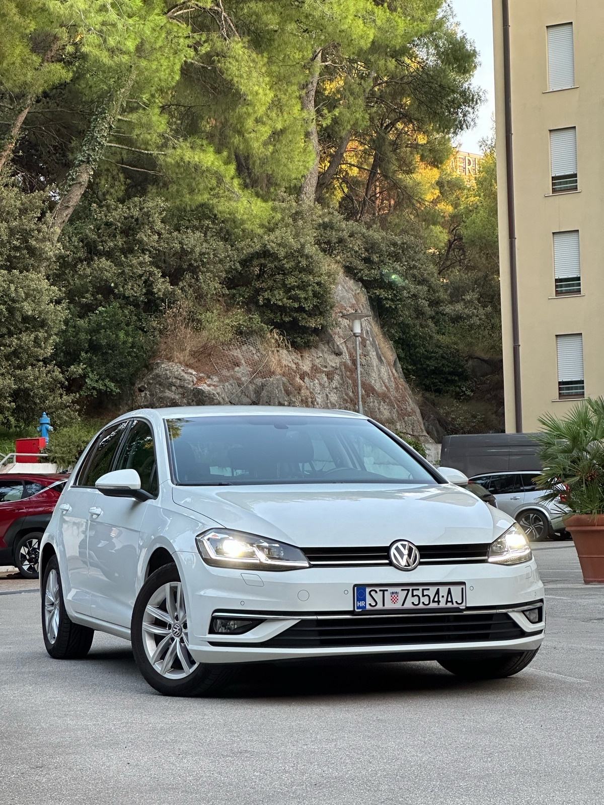 ✅✅ VW Golf 7.5 1,6 TDI RABBIT - MATRIX - Radar - Servis, fotografija 2