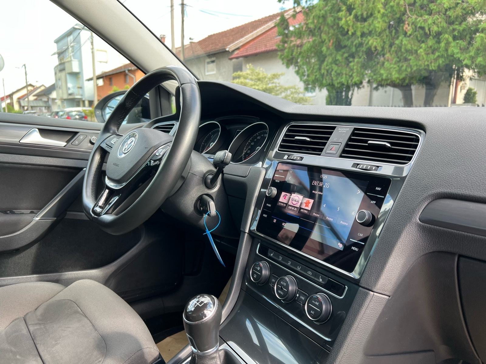 VW Golf 7.5 1,6 TDI *R-Line* // LED // REG 1 GOD !!, fotografija 20
