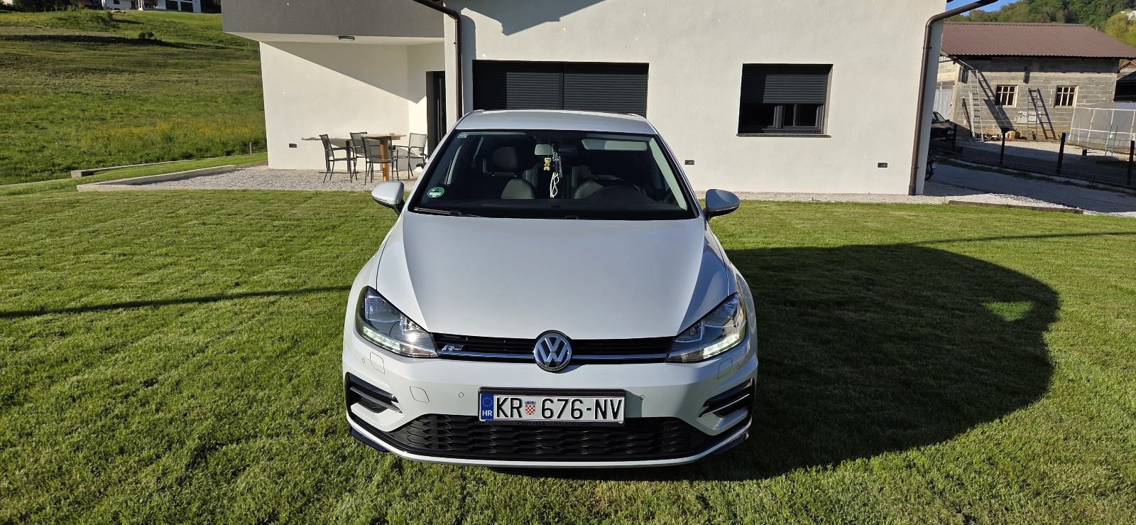 VW Golf 7.5 1,6 TDI R Line,Navi,webasto,Alu 19,Vlasnik vozila,servisna, fotografija 2