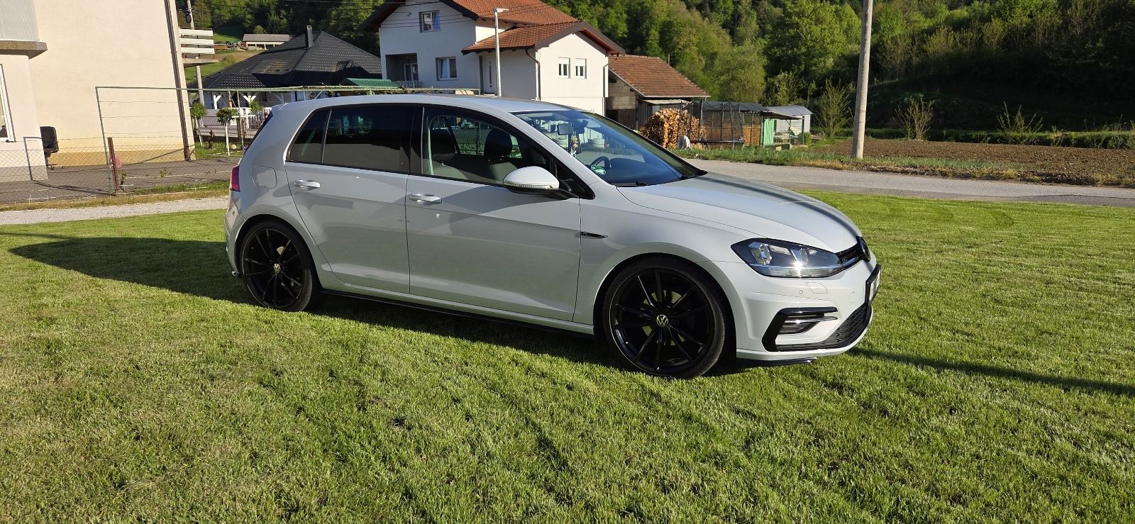VW Golf 7.5 1,6 TDI R Line,Navi,webasto,Alu 19,Vlasnik vozila,servisna, fotografija 4