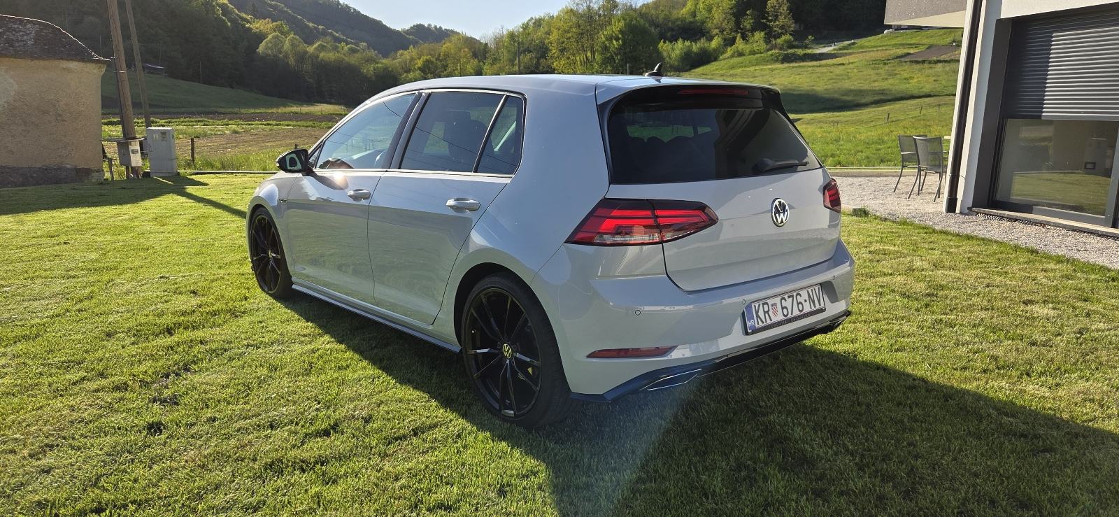 VW Golf 7.5 1,6 TDI R Line,Navi,webasto,Alu 19,Vlasnik vozila,servisna, fotografija 5