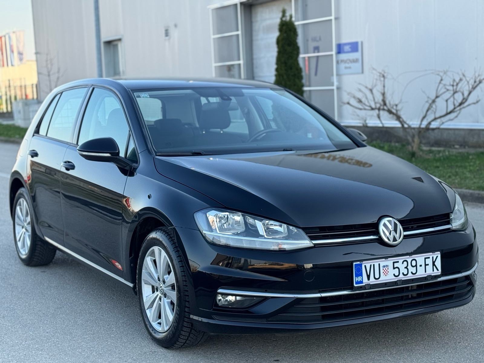 VW Golf 7.5 1,6 TDI, pogled izvana - slika 3