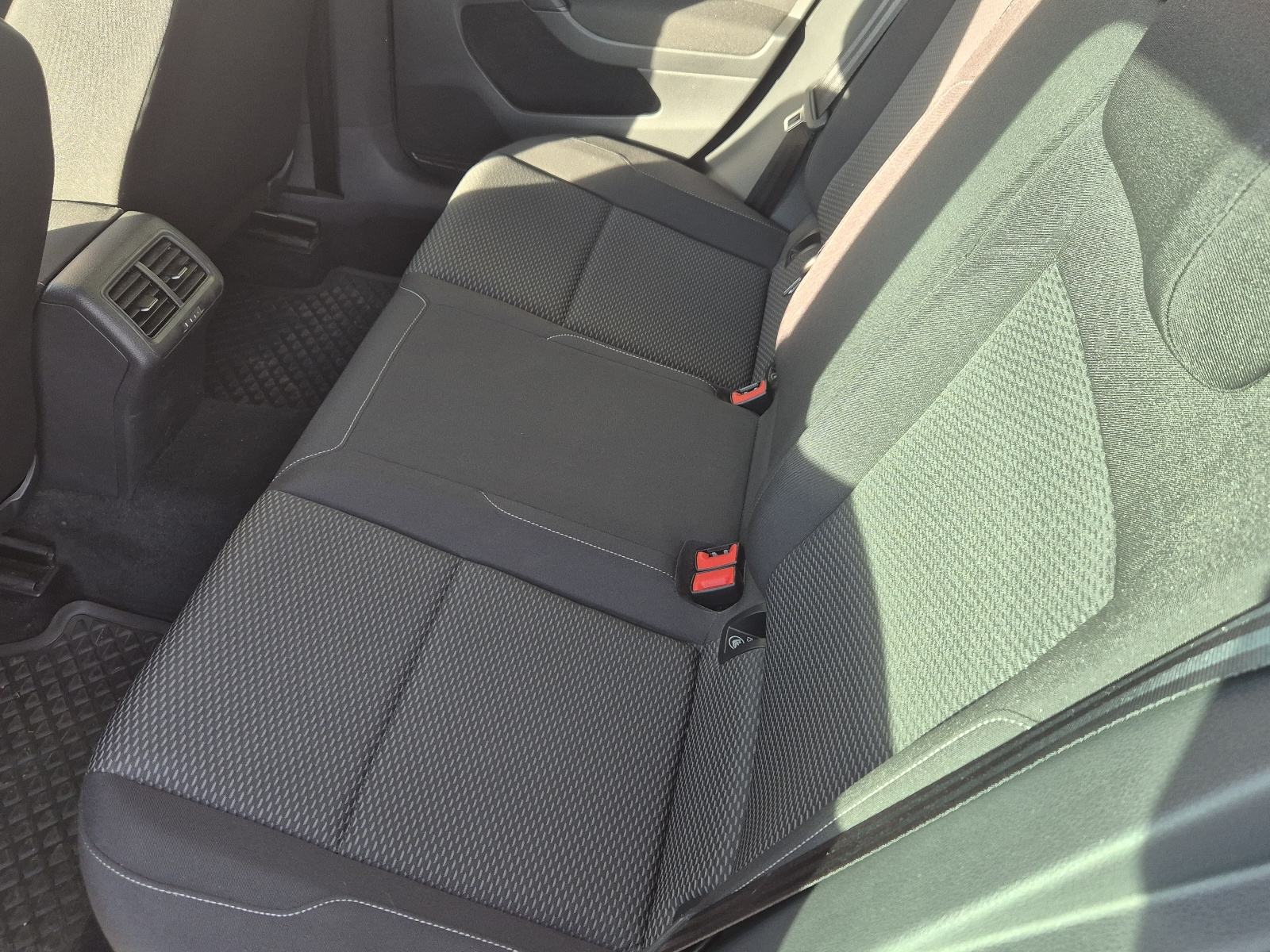 VW Golf 7.5 1,6 TDI, fotografija 13