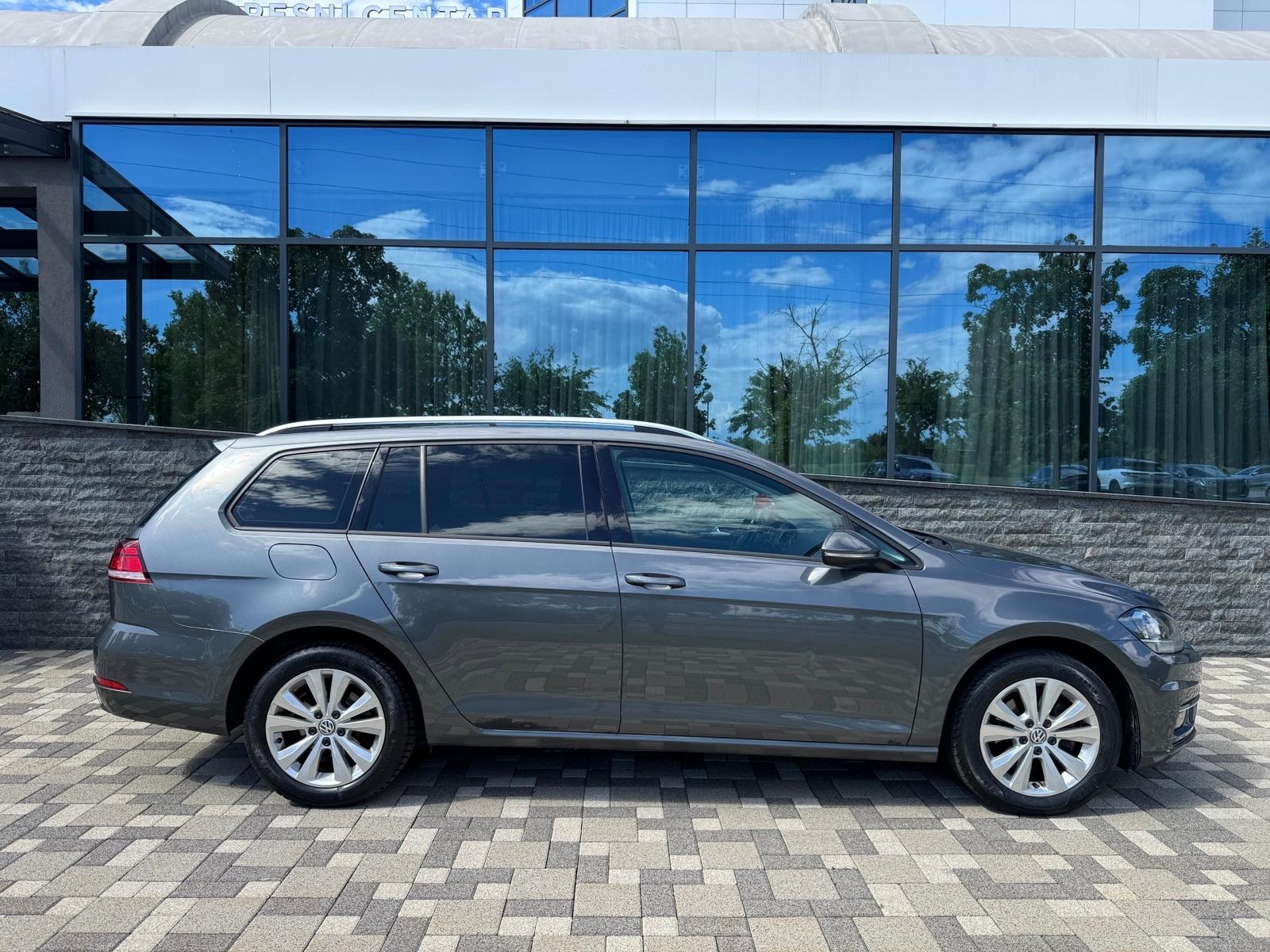 VW GOLF 7,5 2.0 TDI AUTOMATIK / Kao nov, fotografija 8