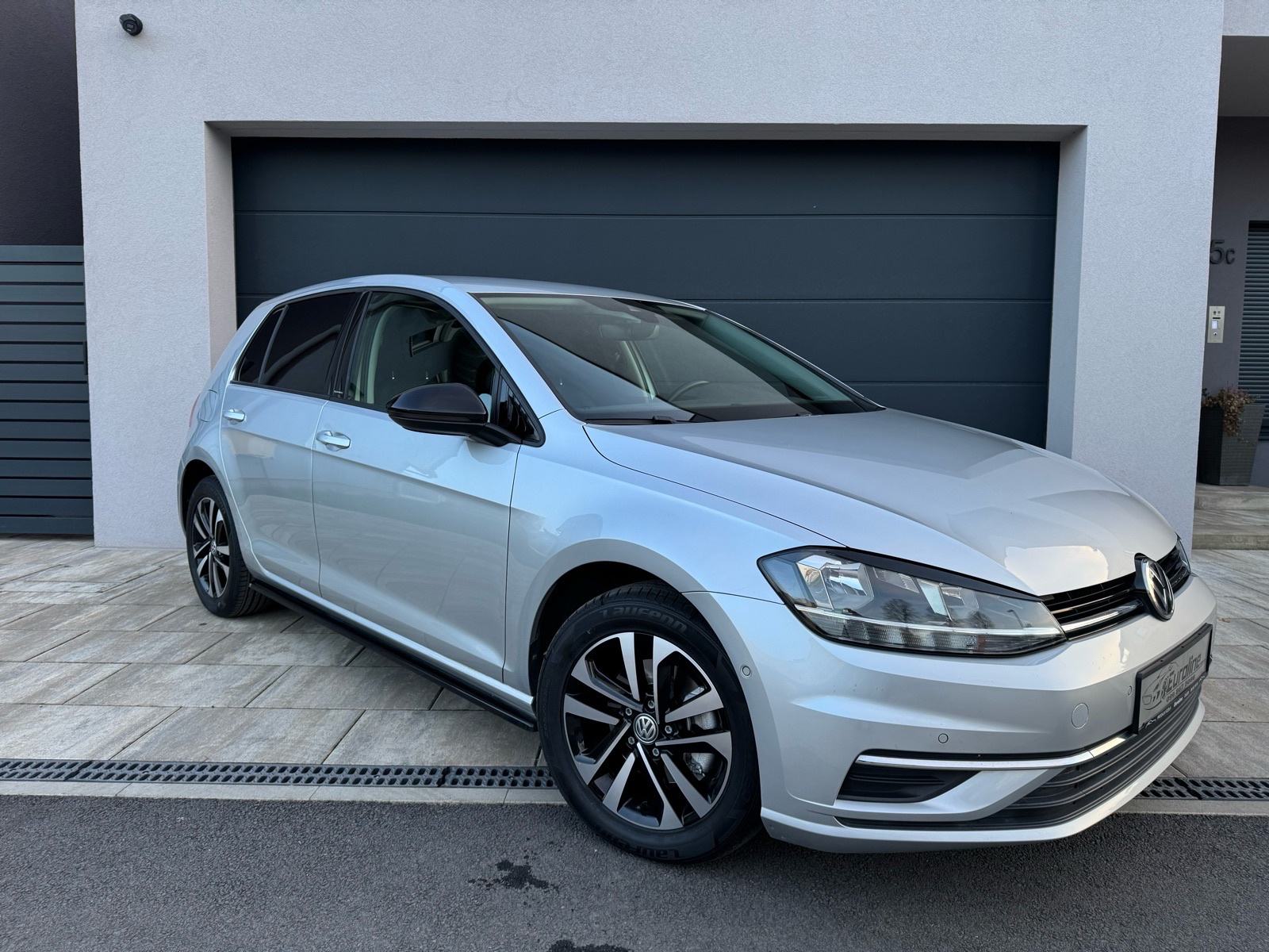 VW Golf 7.5 1.6 TDI - IQ.DRIVE, KAMERA, MRTVI KUT, LEASING BEZ UČEŠĆA, fotografija 10
