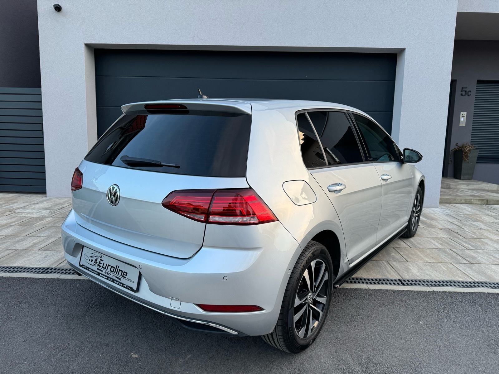 VW Golf 7.5 1.6 TDI - IQ.DRIVE, KAMERA, MRTVI KUT, LEASING BEZ UČEŠĆA, fotografija 7