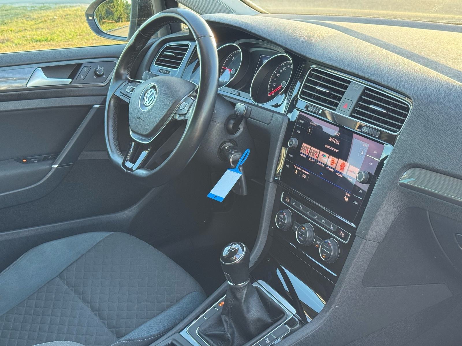 VW Golf 7.5 1.6TDI IQ DRIVE, fotografija 18