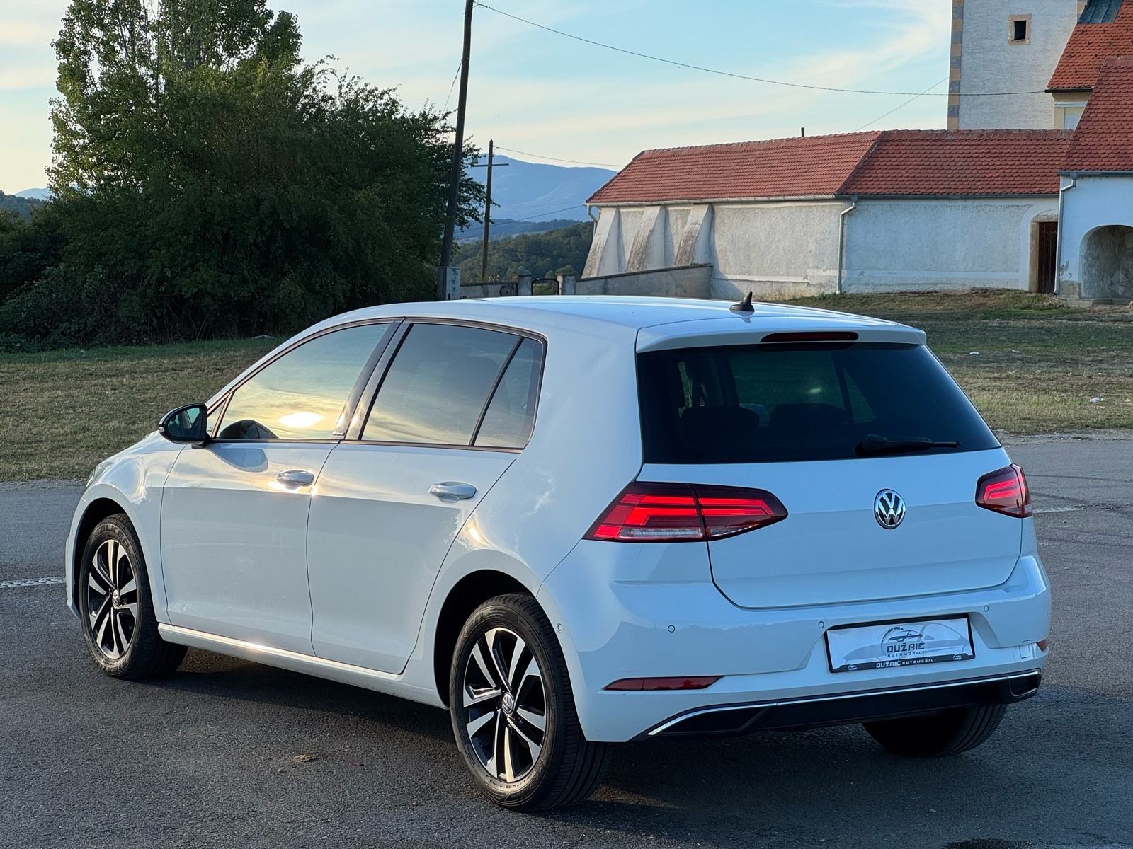 VW Golf 7.5 1.6TDI IQ DRIVE, fotografija 7