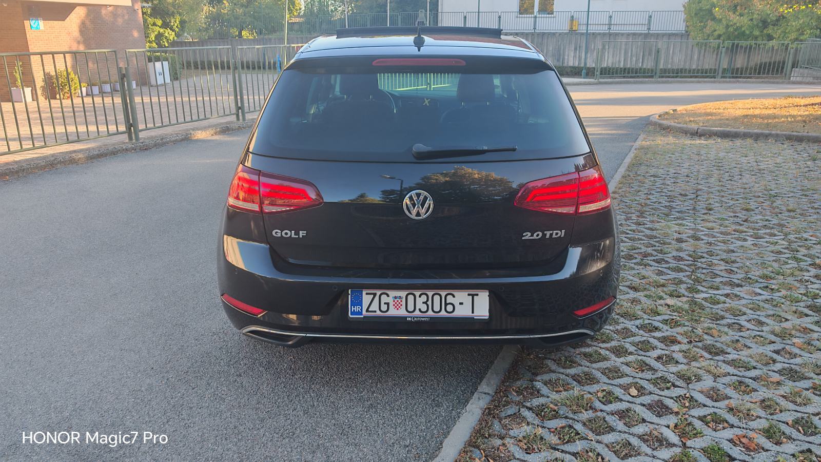 VW Golf 7.5 2,0 TDI 150 KS NAVI PANORAMA, fotografija 3