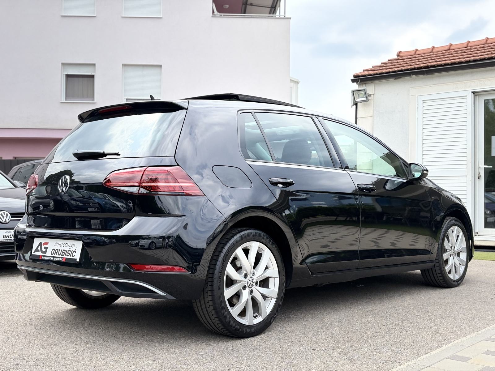 VW Golf 7,5 2,0 TDI ACC *Panorama* *1.vlasnik* *Servisna* *Jamstvo*, fotografija 9