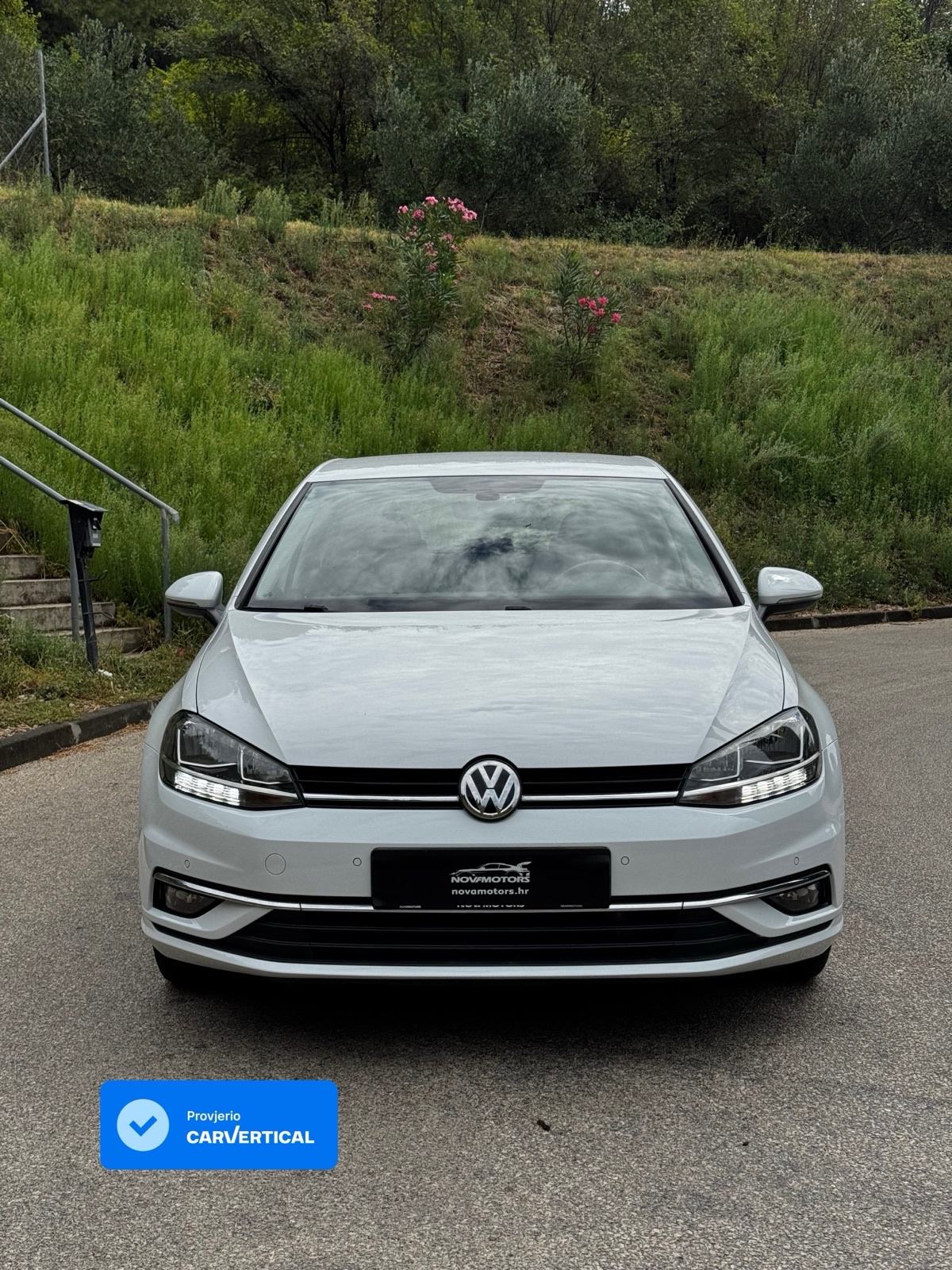 VW Golf 7.5 2,0 TDI BMT DSG NAVI LED, fotografija 1