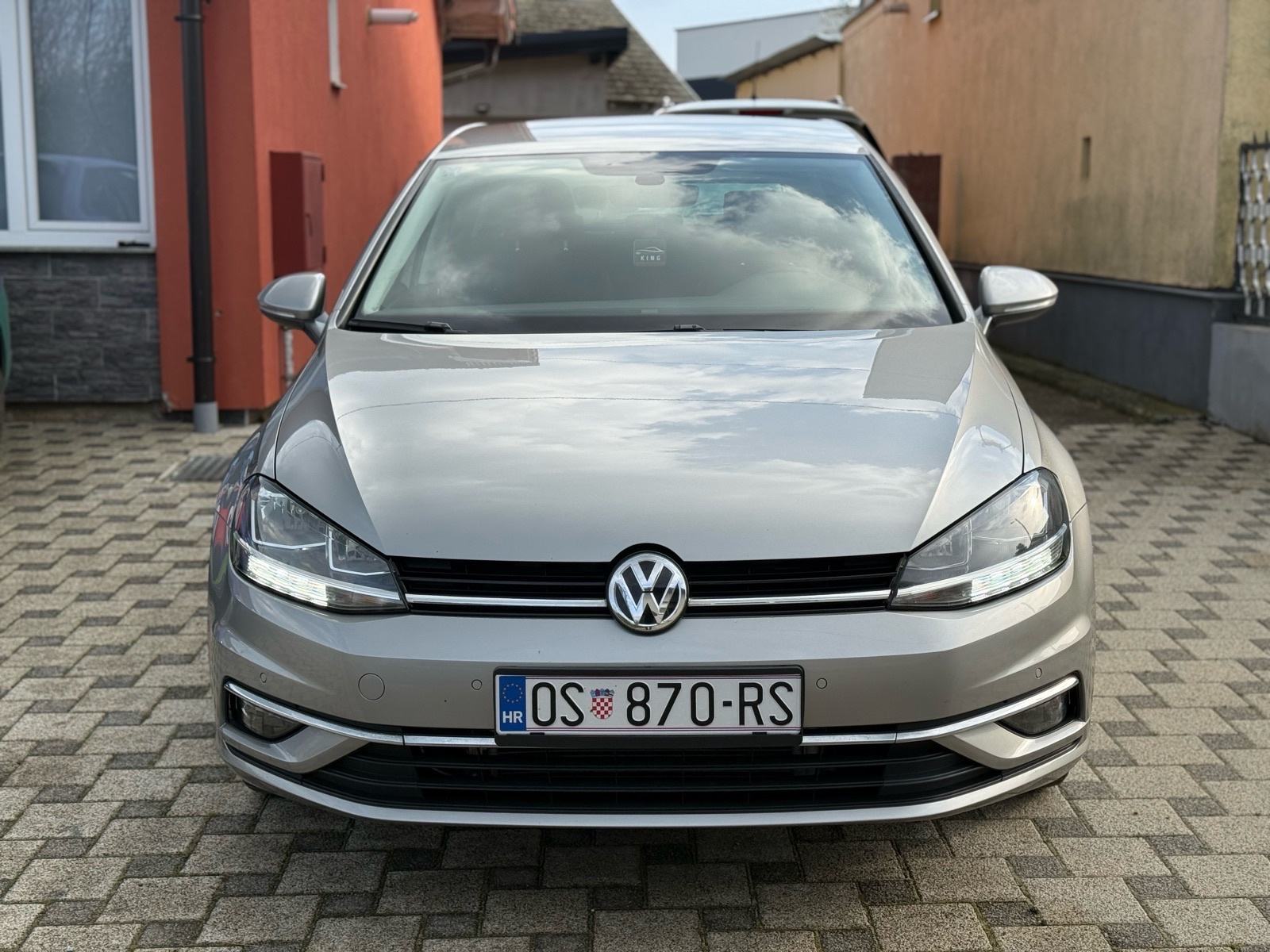 VW Golf 7.5 2,0 TDI BMT *NAPRAVLJEN VELIKI SERVIS* LEASING 350€/36 mj*, fotografija 2